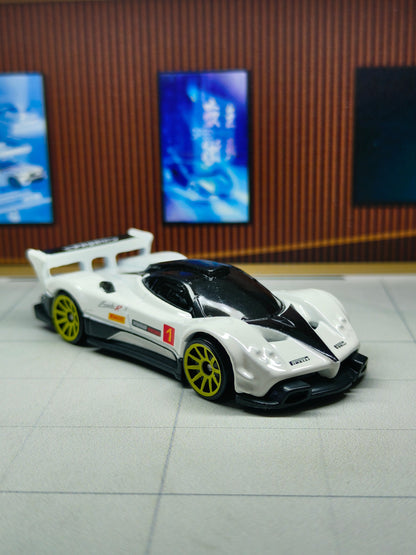 Hot wheels Pagani Zonda R