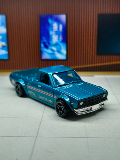 Hot wheels 1975 Datsun Sunny Truck (B120)