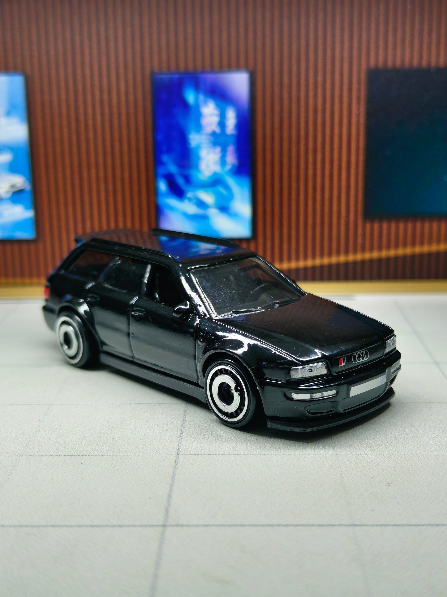 Hot wheels '94 Audi Avant RS2