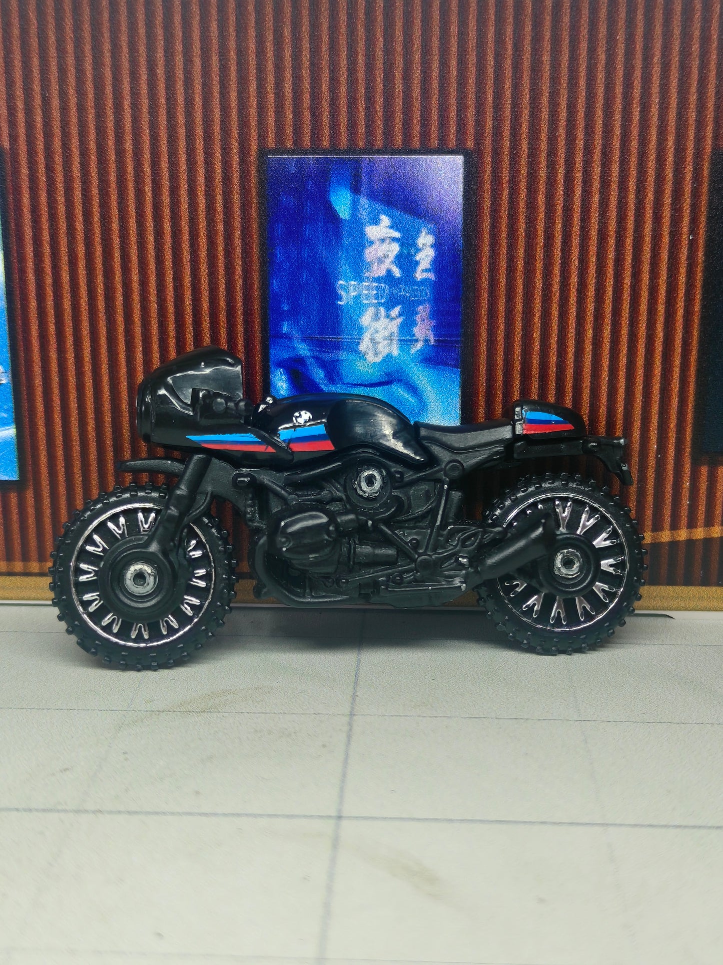 Hot wheels BMW R Nine Racer