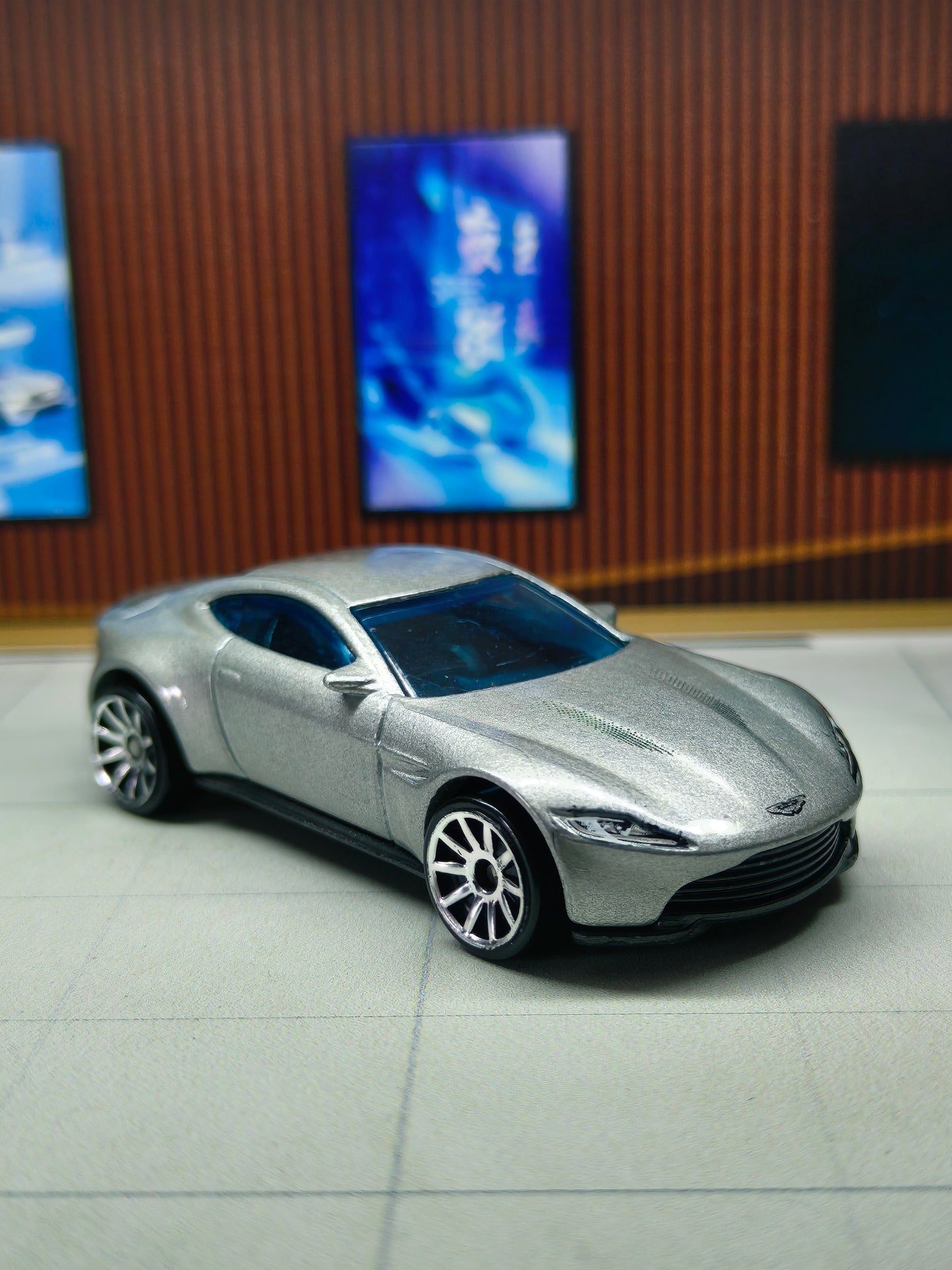 Hot wheels Aston Martin DB10