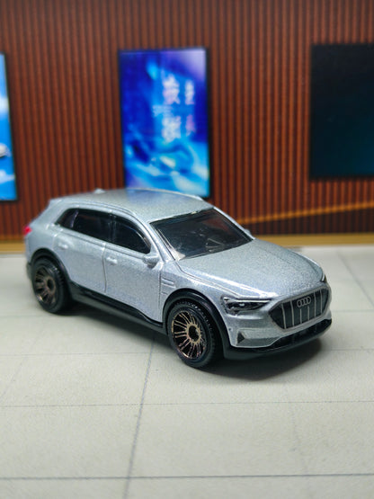 Matchbox Audi E-Tron