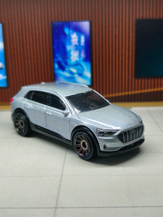 Matchbox Audi E-Tron