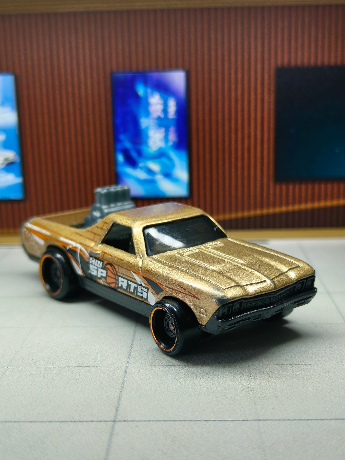 Hot Wheels '68 El Camino Dorado