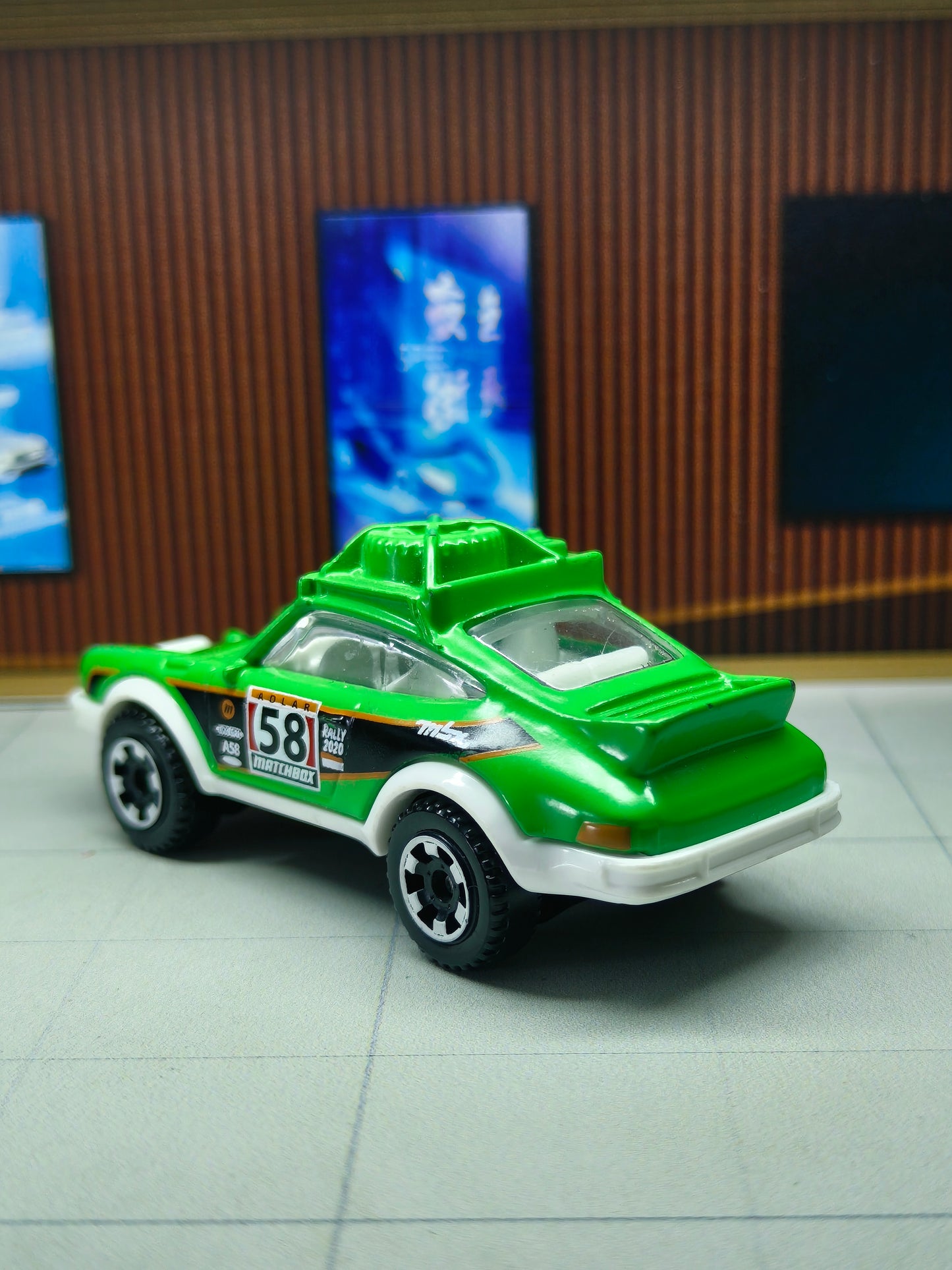Matchbox '85 Porsche 911 Rally