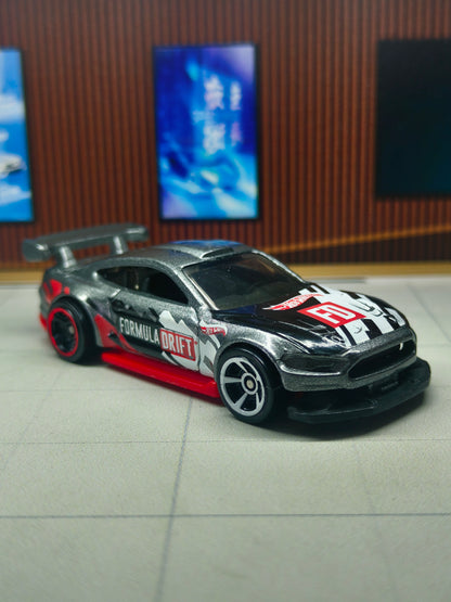 Hot wheels Custom '18 Ford Mustang GT
