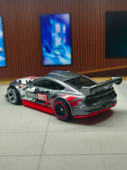 Hot wheels Custom '18 Ford Mustang GT