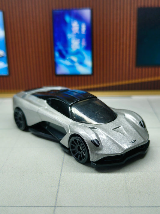 Hot wheels Aston Martin Valhalla Concept