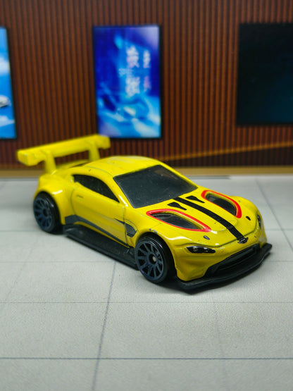 Hot wheels Aston Martin Vantage GTE