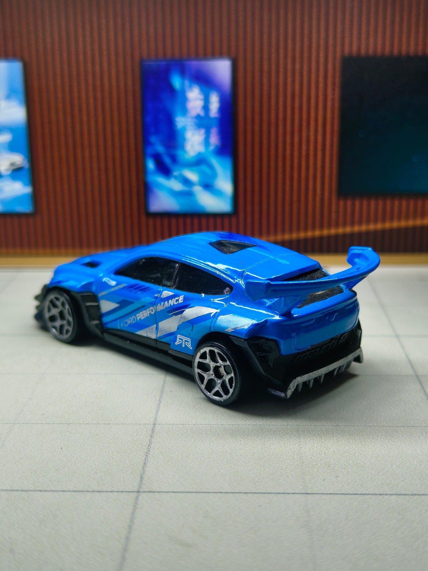 Hot wheels Ford Mustang Mach-E 1400