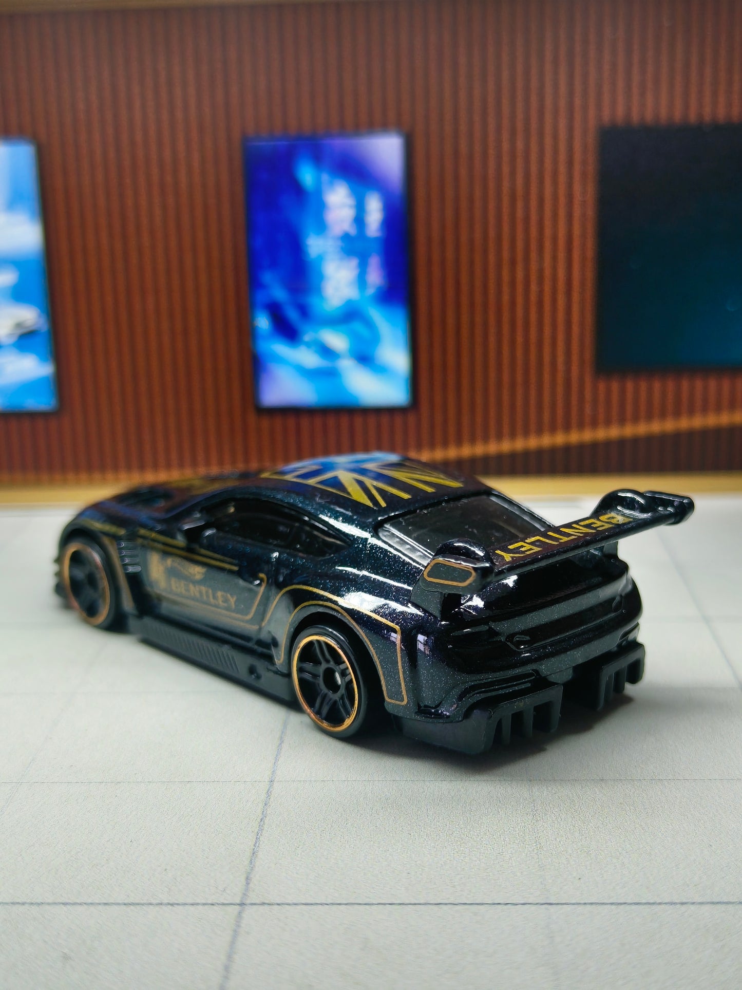 Hot wheels 2018 Bentley Continental GT3