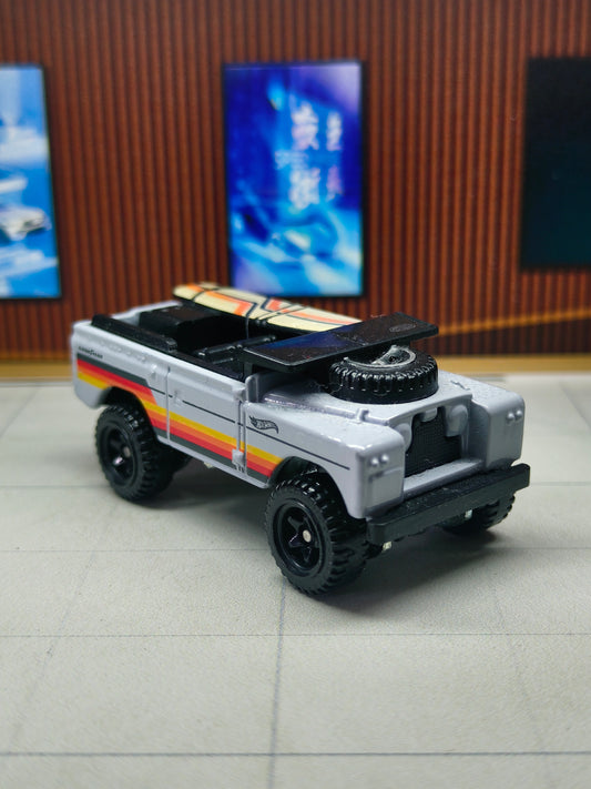 Hot wheels Land Rover Series II