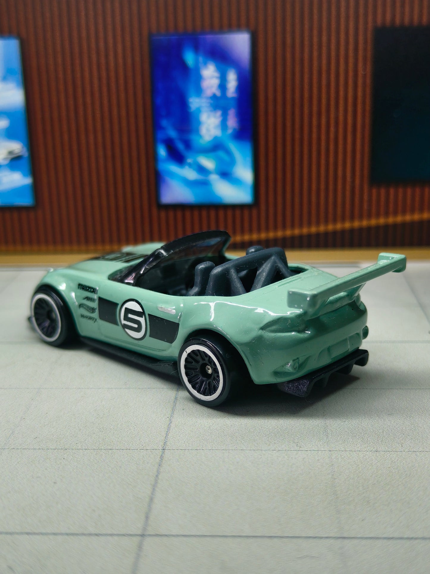 Hot Wheels '15 Mazda MX-5 Miata
