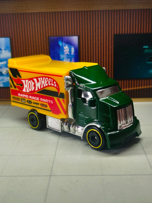 Hot wheels Hiway Hauler 2