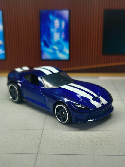 Hot wheels 2013 Dodge SRT Viper