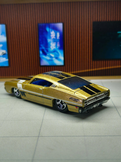 Hot wheels '69 Ford Torino Talladega