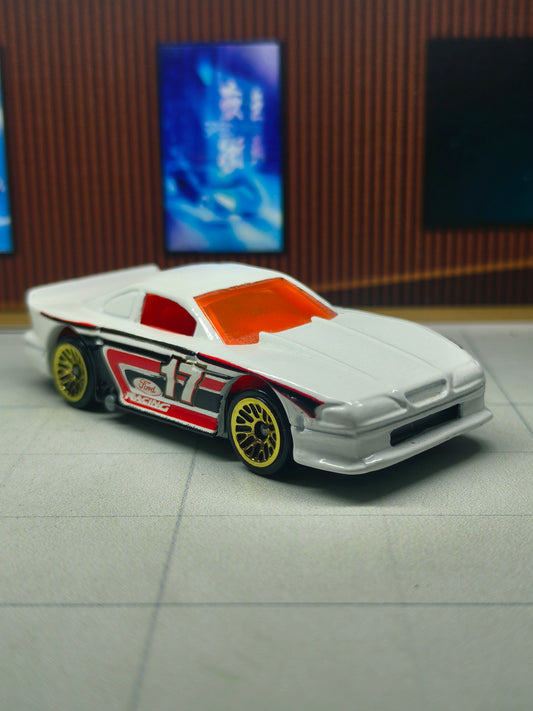 Hot wheels Mustang Cobra (2013 Mystery Models)