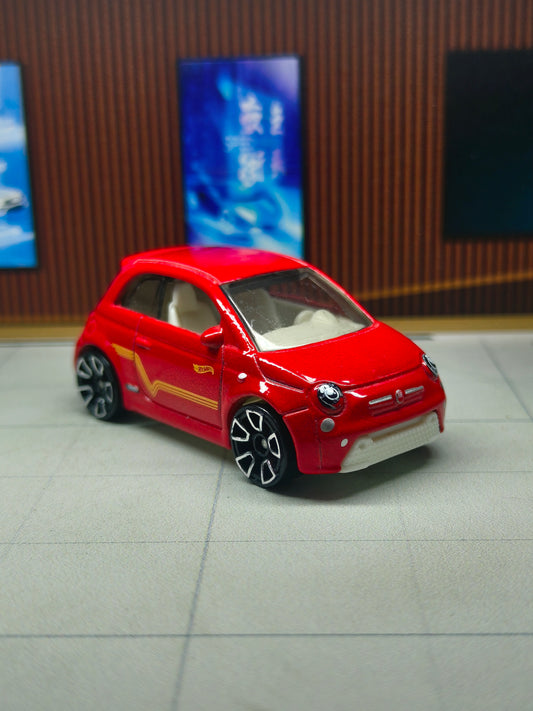 Hot wheels Fiat 500e