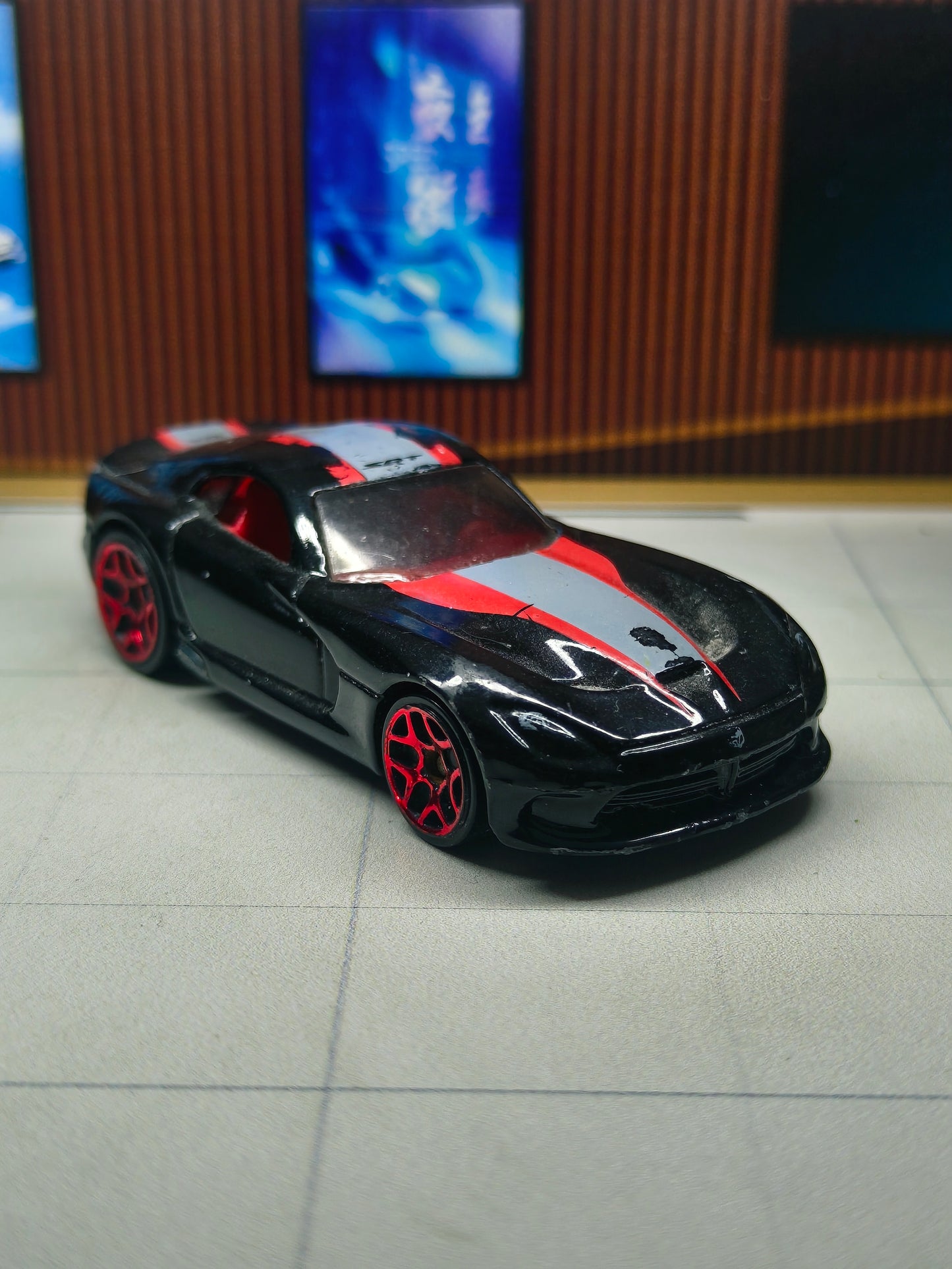 Hot wheels 2013 Dodge SRT Viper