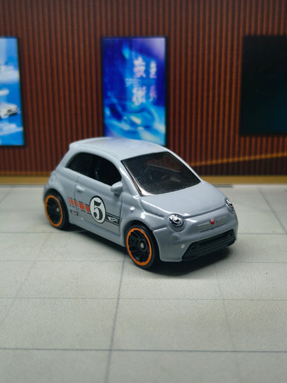Hot wheels Fiat 500e