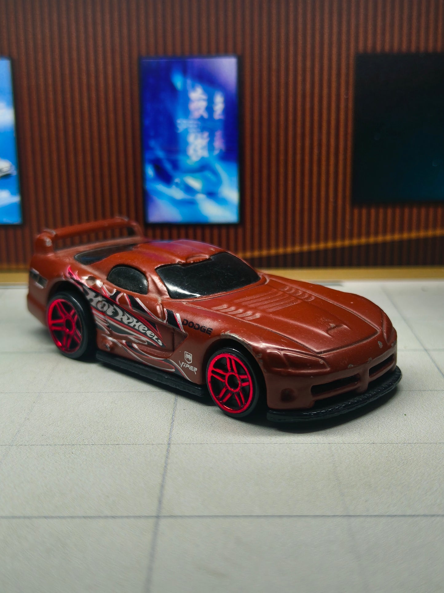 Hot wheels Dodge Viper GTS-R