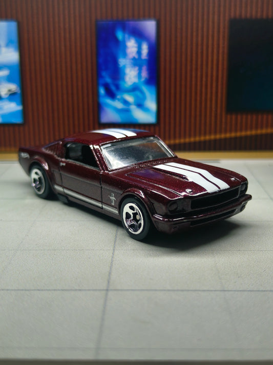 Hot wheels '65 Mustang 2+2 Fastback