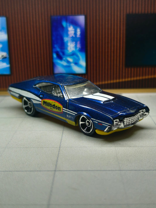 Hot wheels '72 Ford Gran Torino Sport