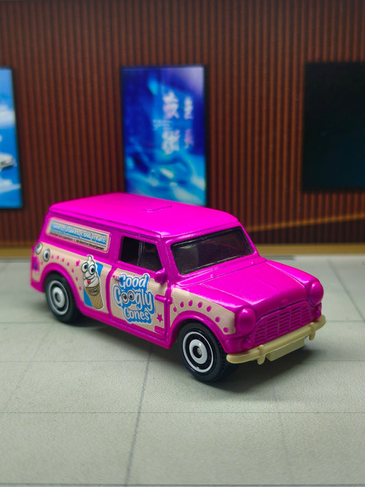 Matchbox Austin Mini Van