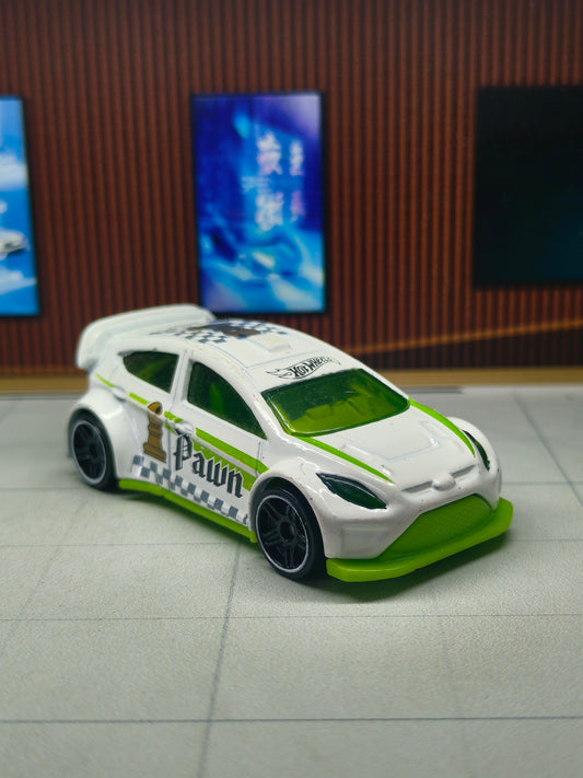 Hot wheels '12 Ford Fiesta