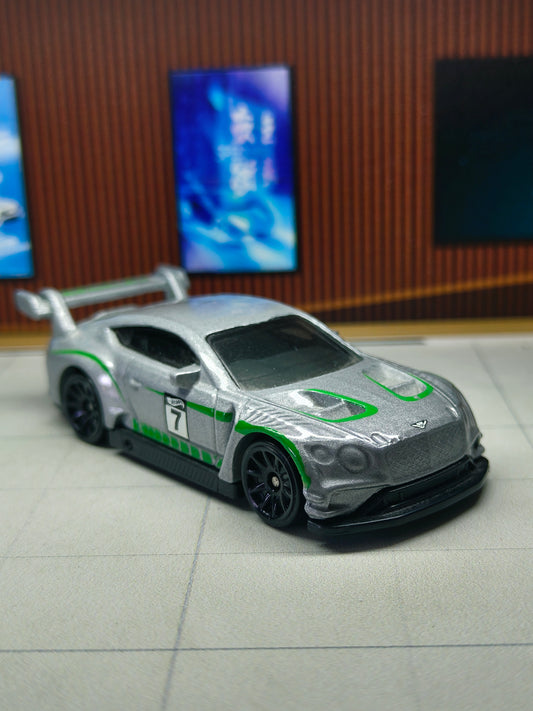 Hot wheels 2018 Bentley Continental GT3
