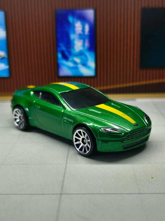 Hot wheels Aston Martin V8 Vantage