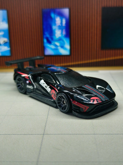 Hot wheels 2016 Ford GT Race
