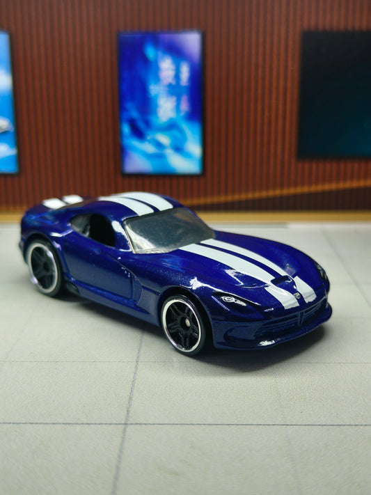Hot wheels 2013 SRT Viper