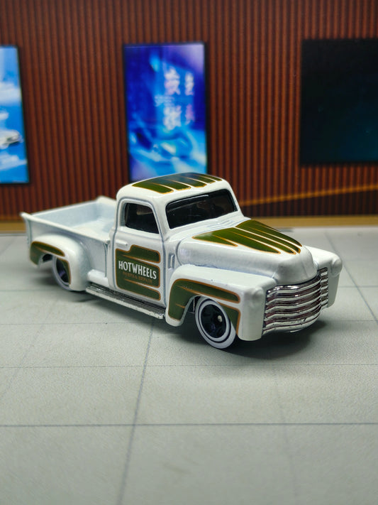 Hot wheels '52 Chevy
