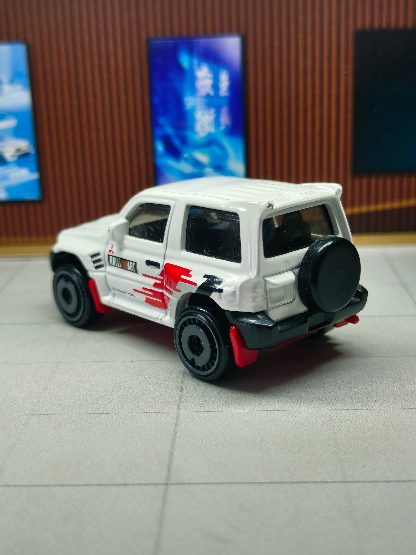 Hot wheels Mitsubishi Pajero Evolution