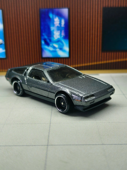 Hot wheels DMC Delorean