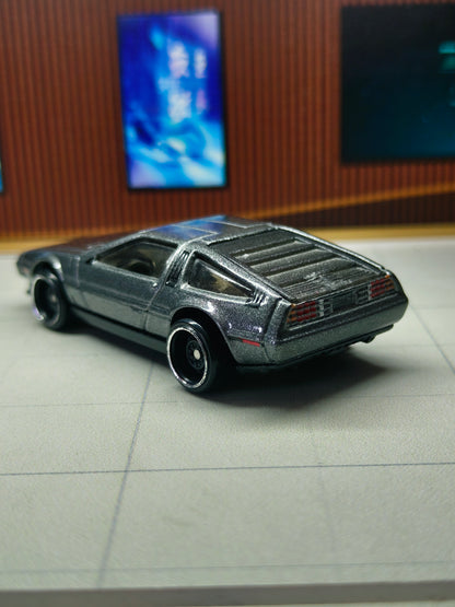 Hot wheels DMC Delorean