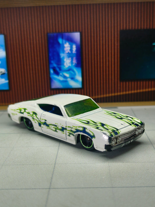 Hot wheels '69 Ford Torino Talladega