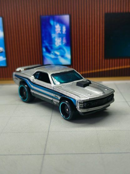 Hot wheels '70 Ford Mustang Mach 1