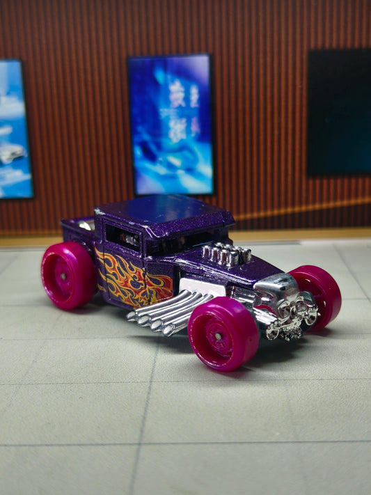 Hot wheels Bone Shaker