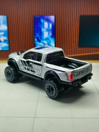 Hot wheels '17 Ford F-150 Raptor