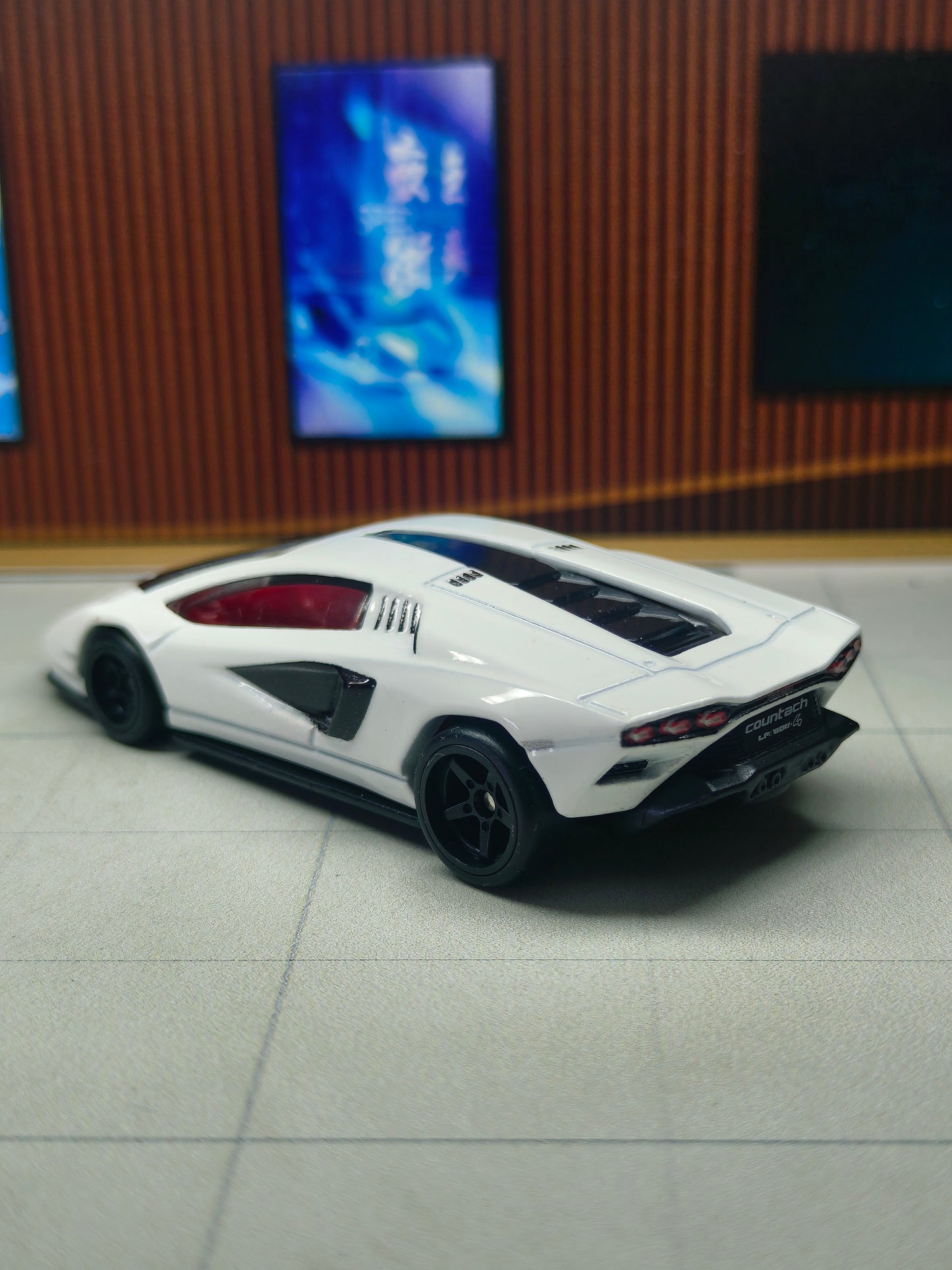 Hot wheels Premium Lamborghini Countach LPI 800-4