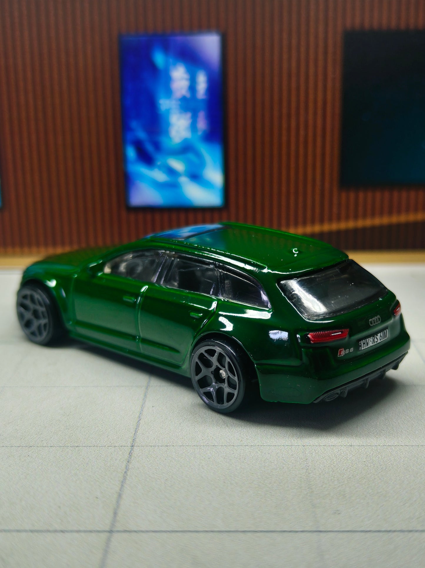 Hot wheels '17 Audi RS 6 Avant