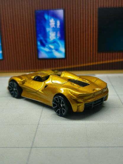 Hot wheels Mclaren Elva