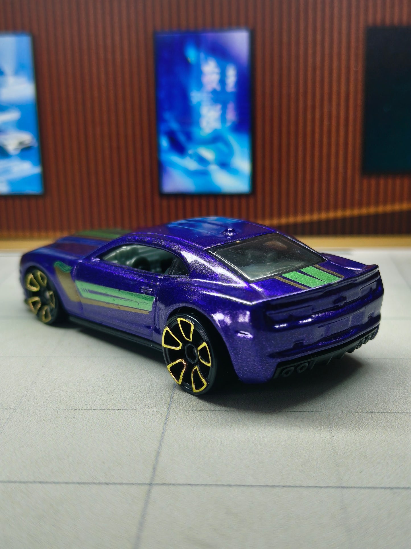 Hot Wheels '13 Chevy Camaro Special Edition