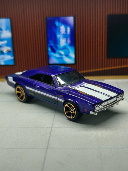 Hot Wheels '69 Dodge Charger 500
