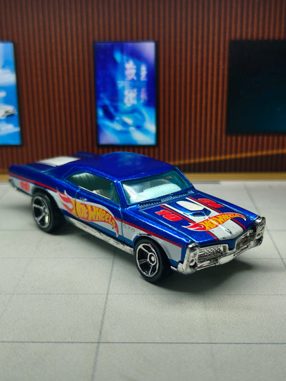 Hot wheels '67 Pontiac GTO