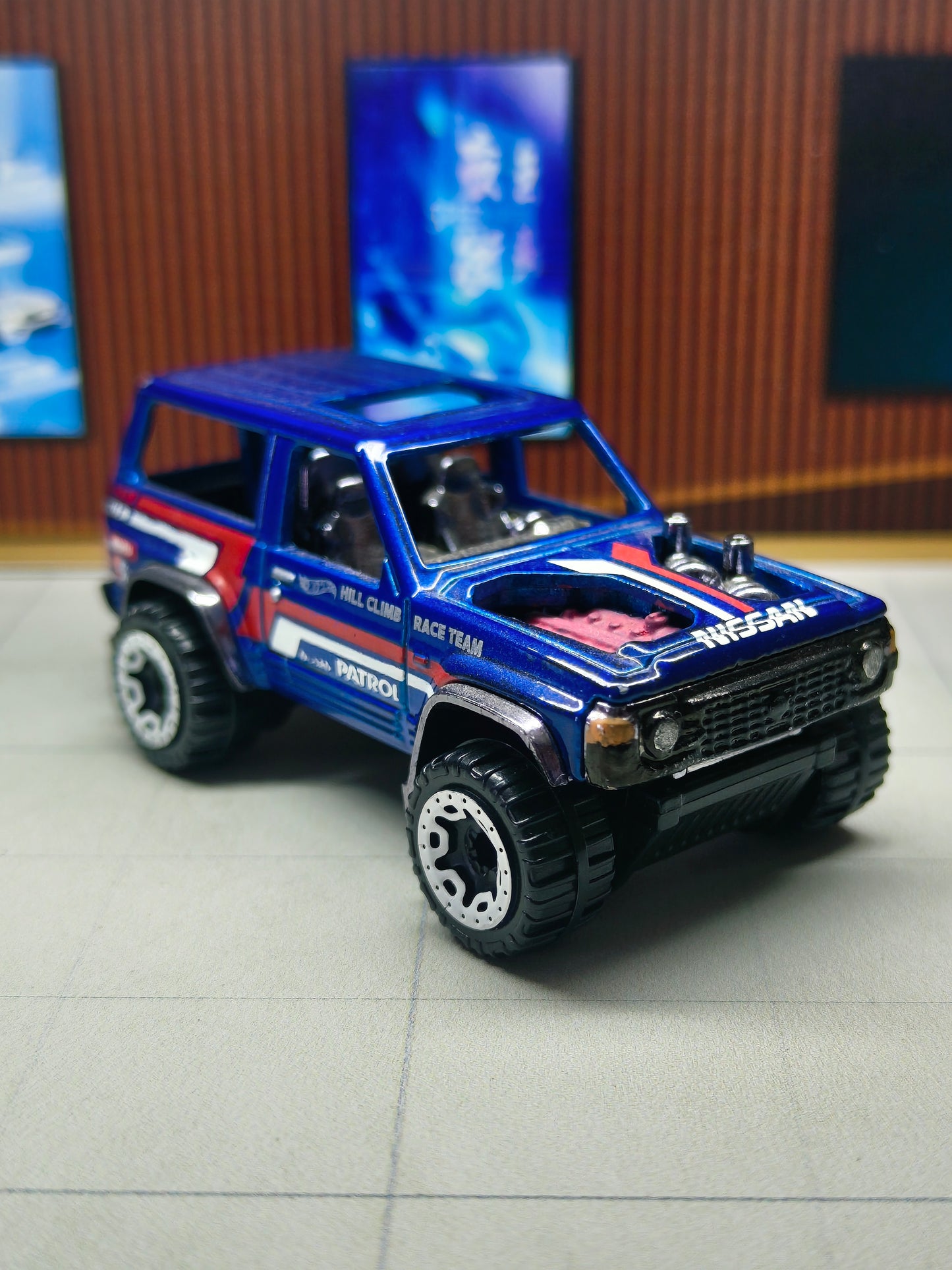 Hot wheels Nissan Patrol Custom