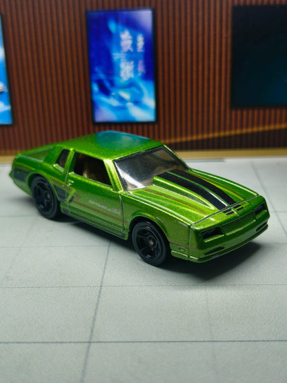 Hot wheels '86 Monte Carlo SS