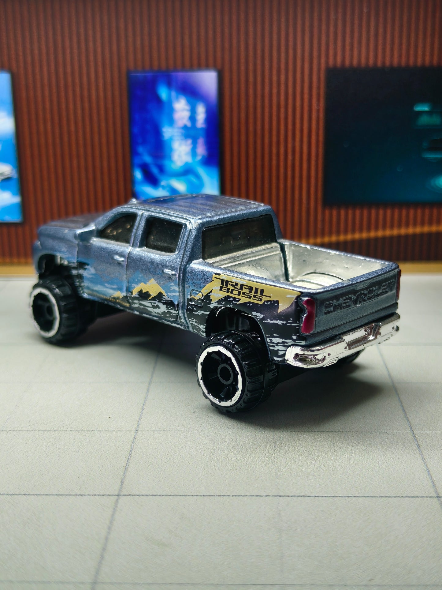 Hot wheels '19 Chevy Silverado Trail Boss LT